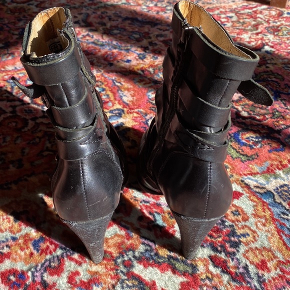 Frye wrap ankle boots - Picture 5 of 13